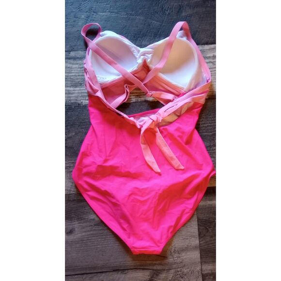 Unknown Label Women's Size Medium One Piece 2 Tone Swimsuit-NWOT - Picture 2 of 5